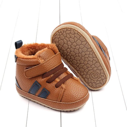 Zapatos Altos para Bebé – Brinda Comodidad y un Estilo Único a tu Bebé